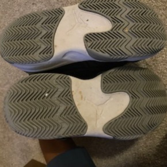 Step Up Your Kid's Style with Jordan Velcro Sneakers in Size 11 - Good Condition - Picture 3 of 5